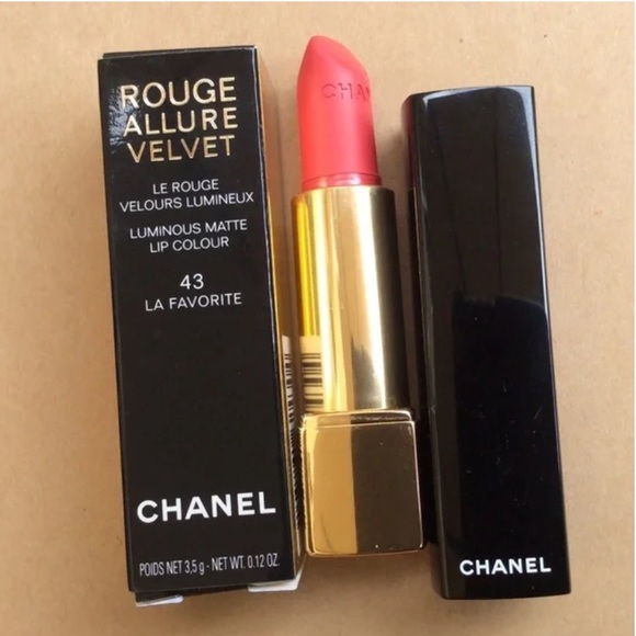 Rouge Allure Velvet Luminous Matte 43 La Favorite - Picture 3 of 6